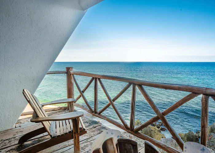 Hotel Ventanas Al Mar 4*